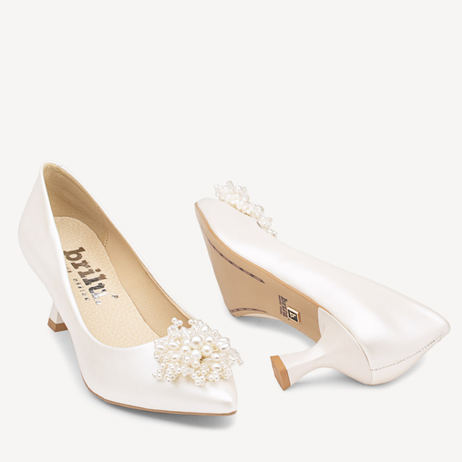 Ślubne perłowe szpilki z perełkową ozdobą Brenda ivory