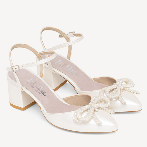 Ślubne perłowe czółenka z ozdobną kokardą Andora ivory