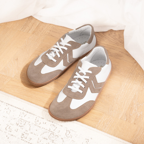 Skórzane damskie sneakersy barefoot Astoria białe