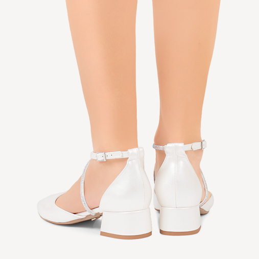 Ślubne perłowe czółenka z cyrkoniowymi paskami Keyla ivory