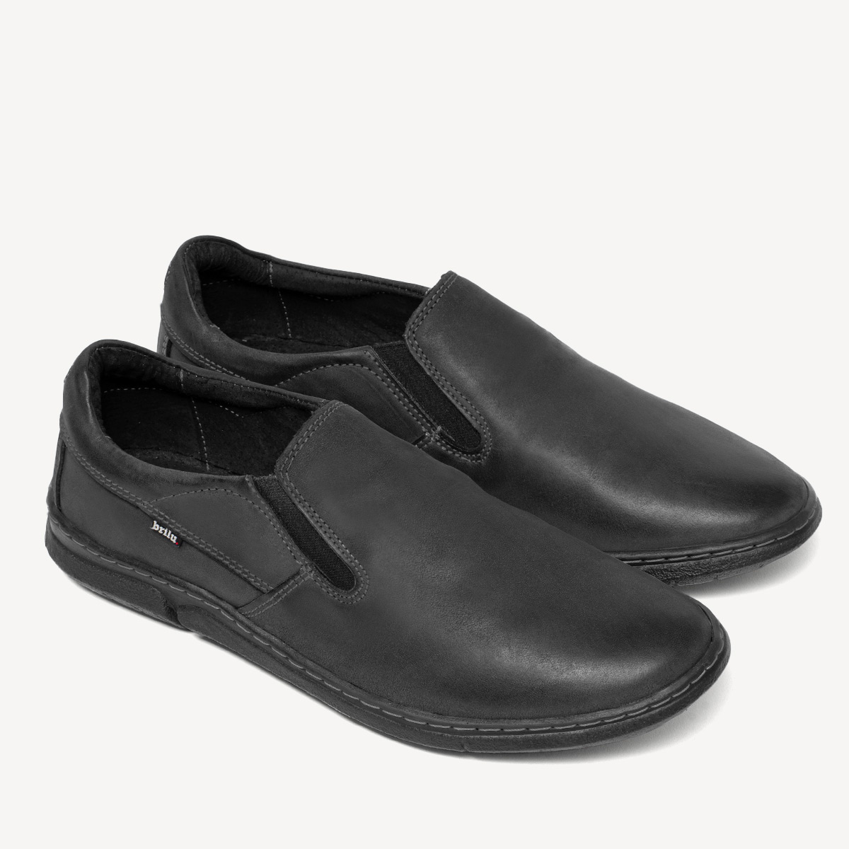 Półbuty wkładane ze skóry naturalnej Mario czarne