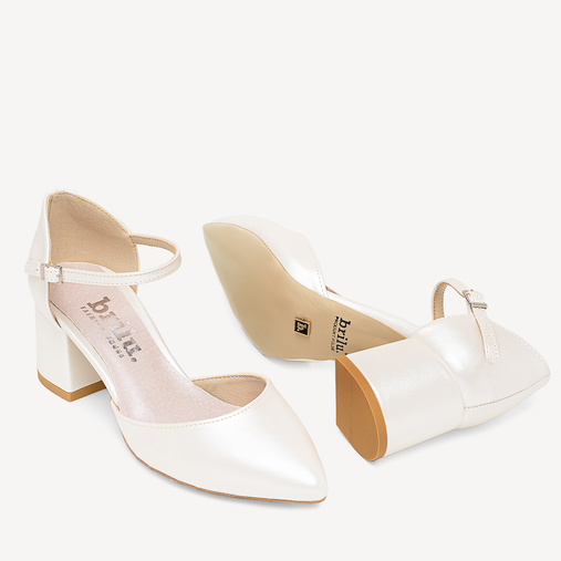 Ślubne perłowe czółenka z paskiem Audrey ivory