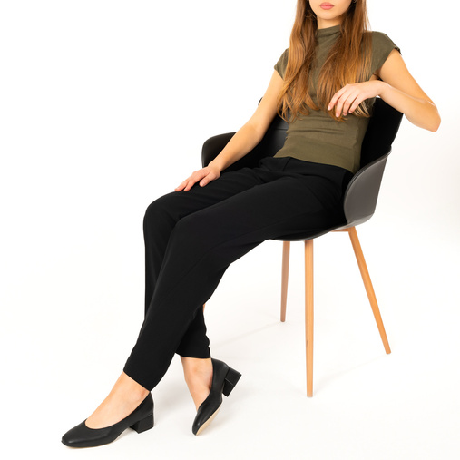 Czółenka na niskim obcasie Ember czarne