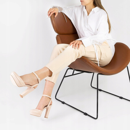 Licowe czółenka na platformie z odkrytą piętą Olivia beżowe