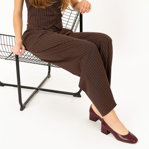 Czółenka na niskim obcasie Ember bordowe