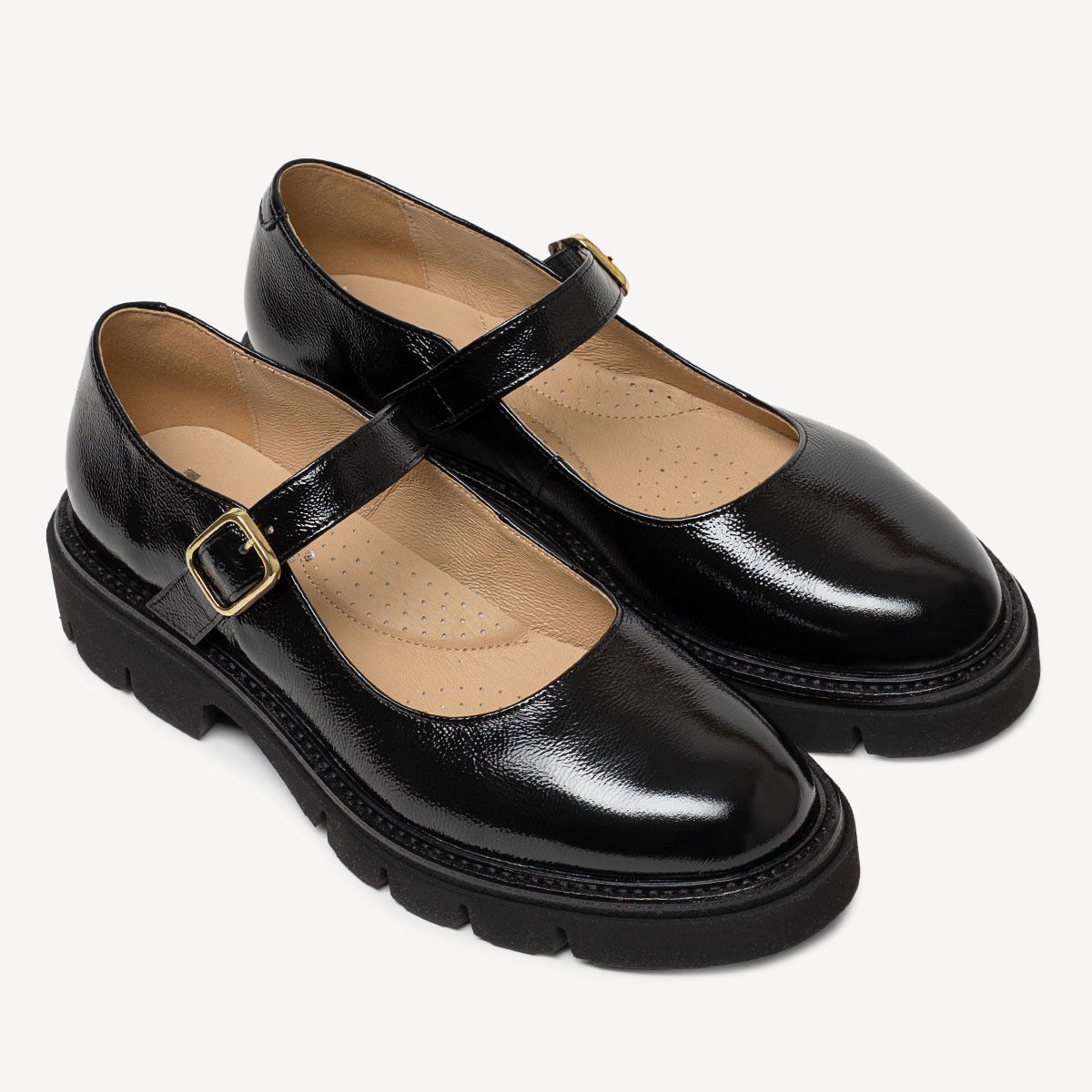 Skórzane lakierowane półbuty damskie z klamrą Merida czarne