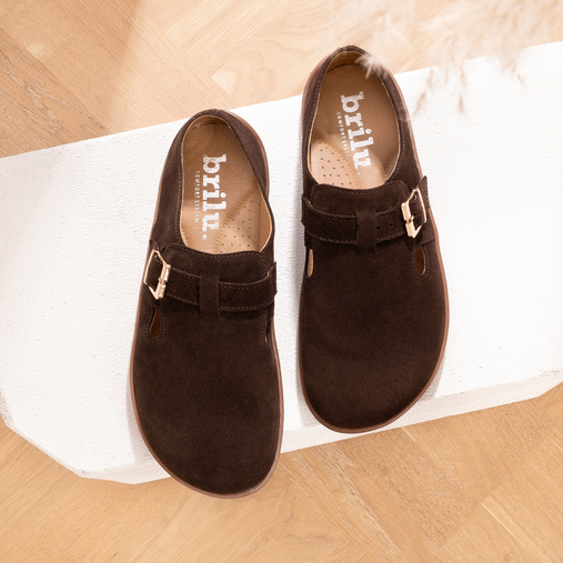 Zamszowe półbuty z klamrą barefoot Megan czekoladowe