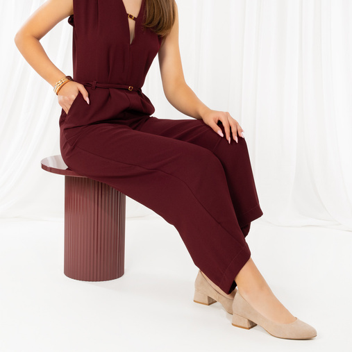 Zamszowe czółenka na niskim obcasie Carolie beżowe