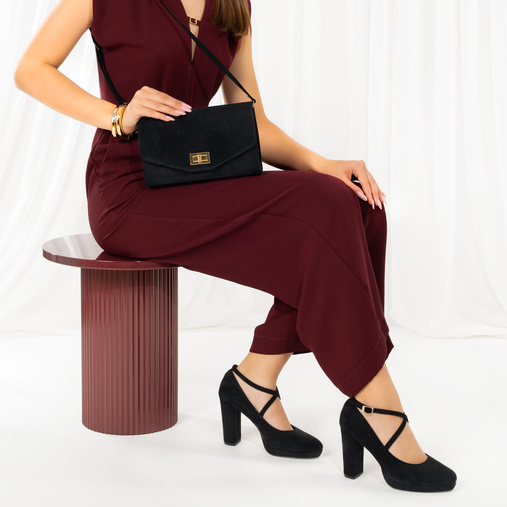 Zamszowa elegancka kopertówka Ines czarna