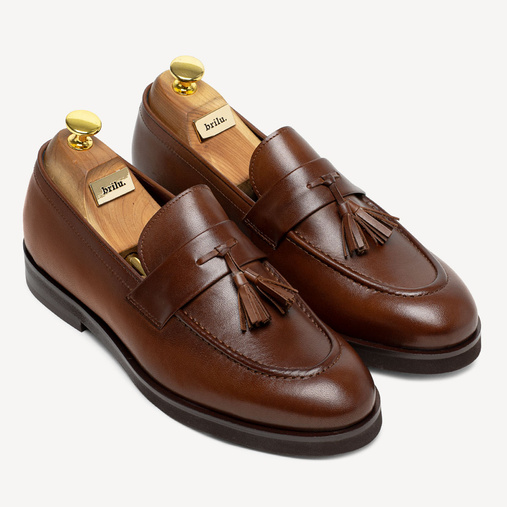 Skórzane loafersy męskie z frędzlami Gervais brązowe