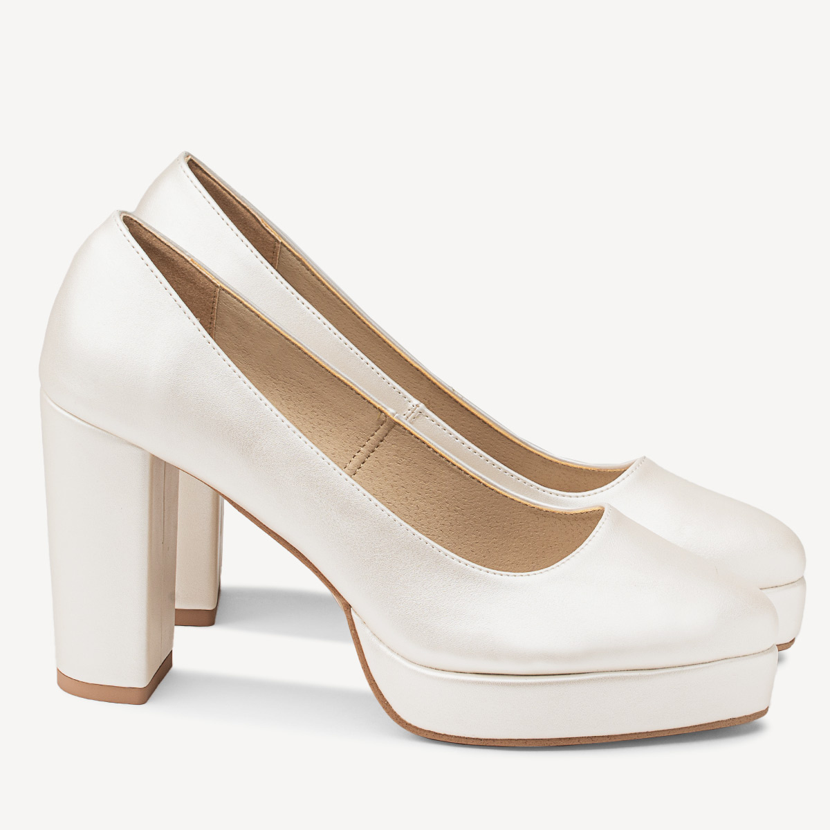 Ślubne perłowe czółenka na platformie Belinda ivory
