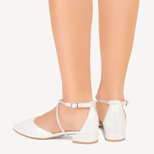 Ślubne perłowe balerinki z cyrkoniowymi paseczkami Pricilla ivory