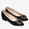 Zamszowe balerinki z ozdobna klamrą Amara czarne