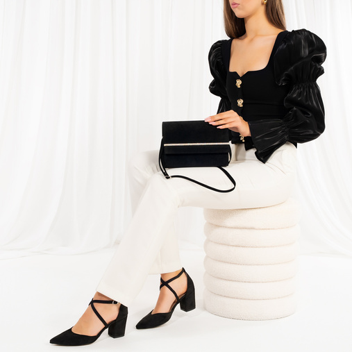 Zamszowa klasyczna kopertówka Florence czarna