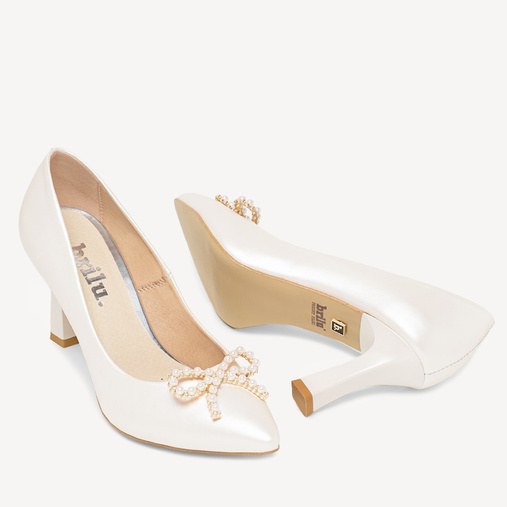 Ślubne perłowe szpilki z ozdobną kokardą Kelly ivory