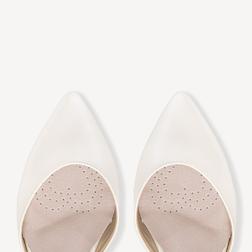 Ślubne perłowe szpilki z paskami Clarisa ivory