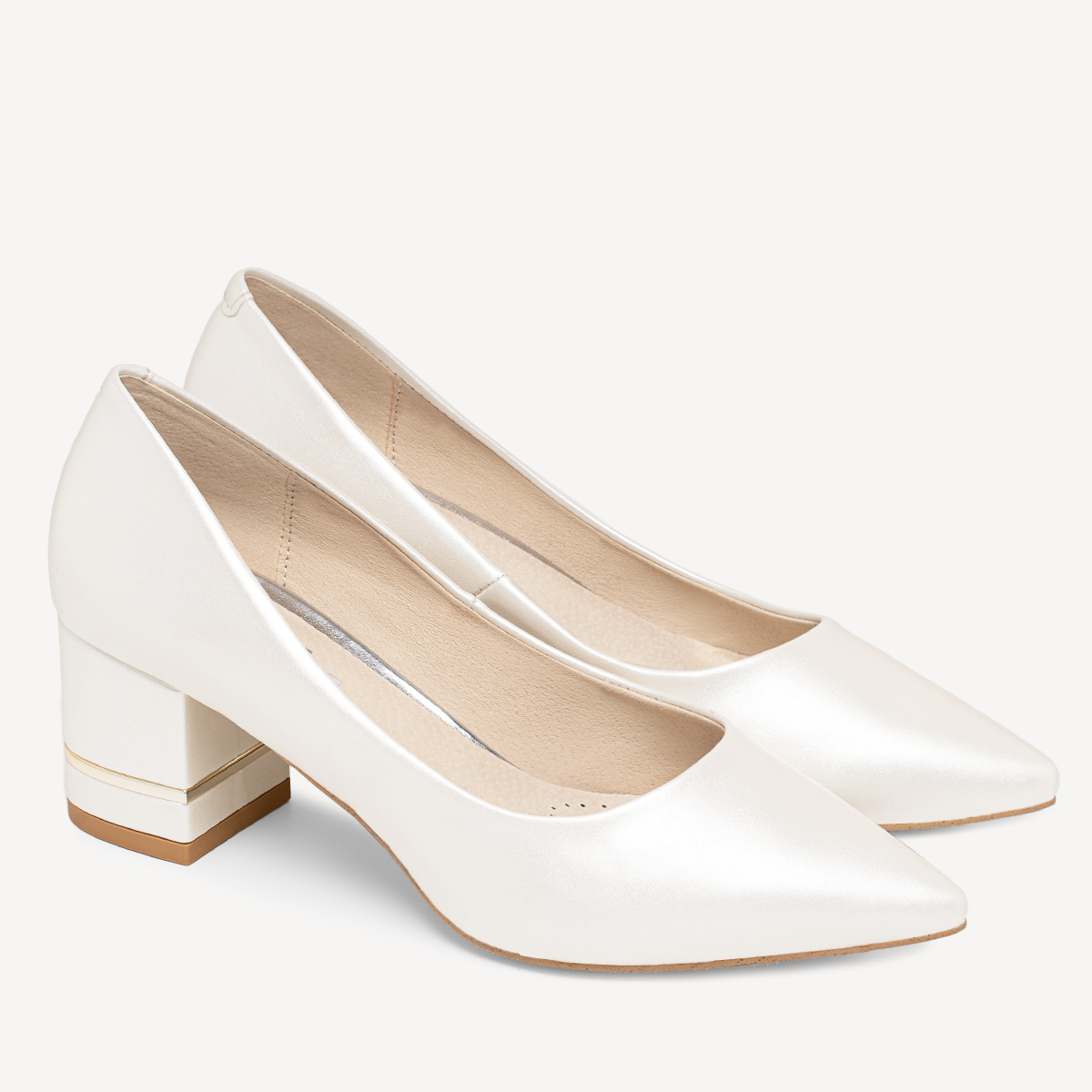 Ślubne perłowe czółenka z ozdobnym obcasem Felicia ivory