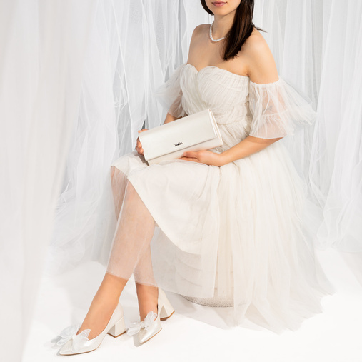 Perłowa elegancka damska kopertówka Fabiola ivory