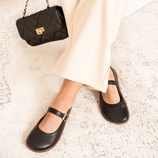 Skórzane baleriny z paskiem barefoot Sharron czarne