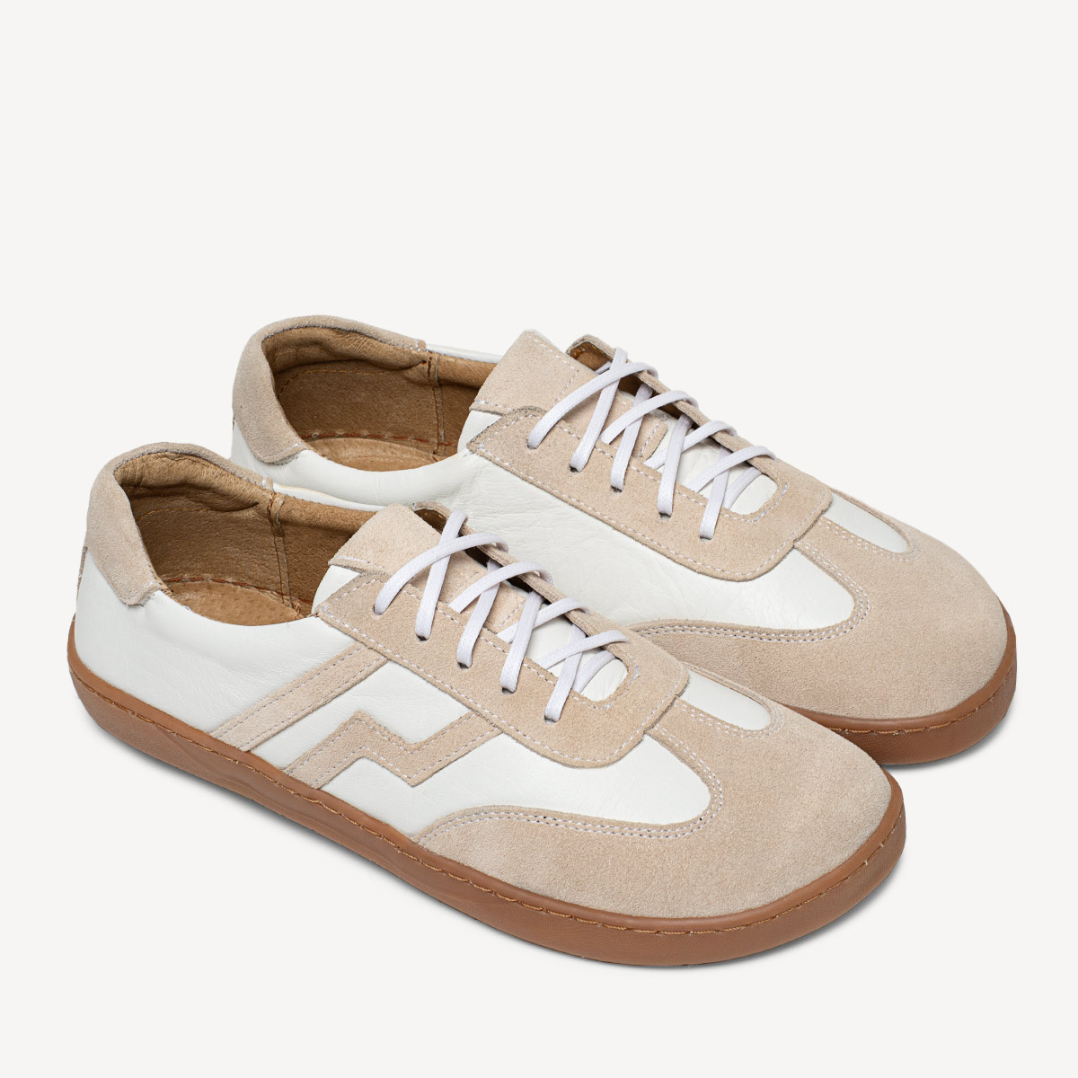 Skórzane minimalistyczne sneakersy barefoot River białe
