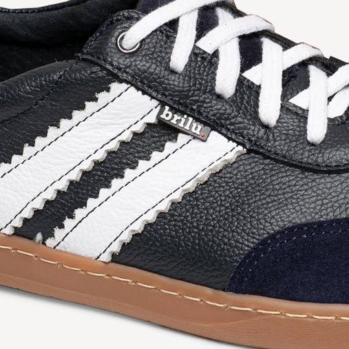 Skórzane minimalistyczne sneakersy barefoot Chelsey ciemny granat