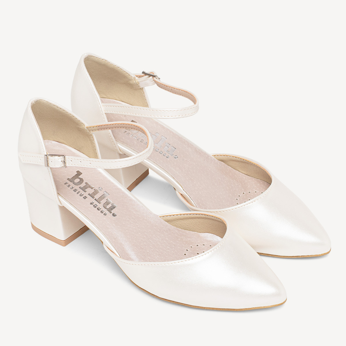 Ślubne perłowe czółenka na słupku z paskiem Roma ivory