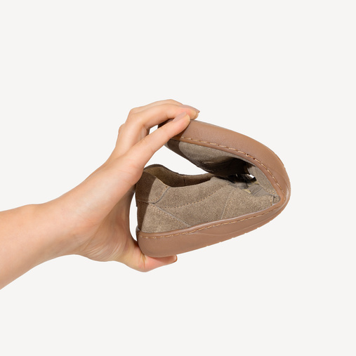 Skórzane minimalistyczne sneakersy barefoot Davos beżowe