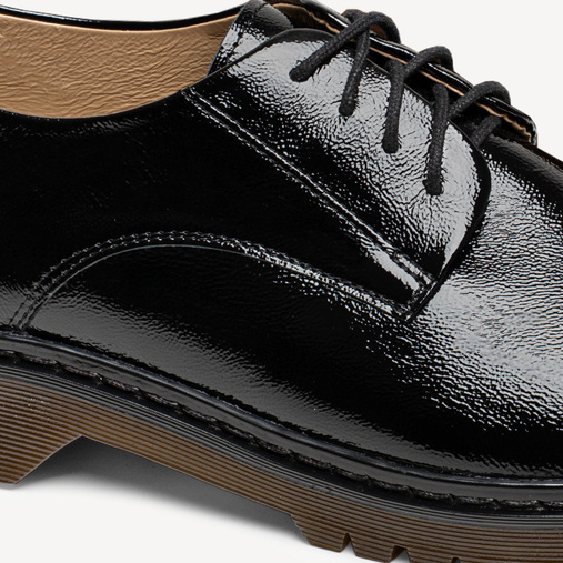 Skórzane lakierowane glany półbuty damskie Silessia czarne