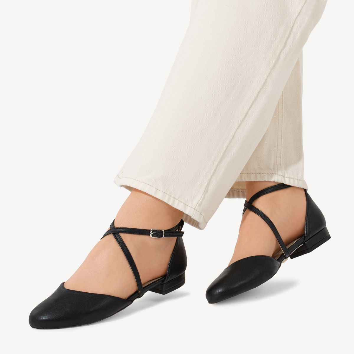 Balerinki z paskami Donna czarne