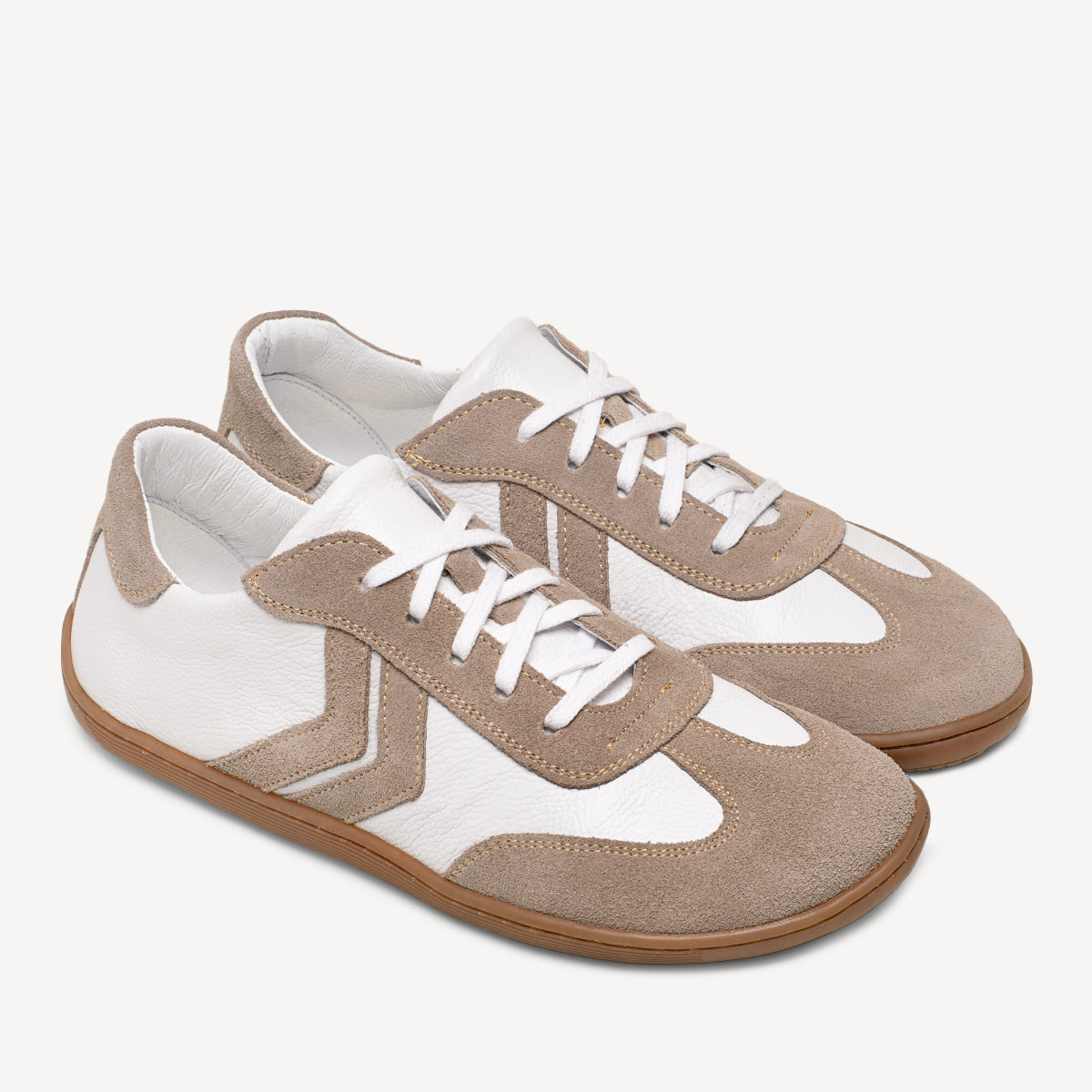 Skórzane damskie sneakersy barefoot Astoria białe