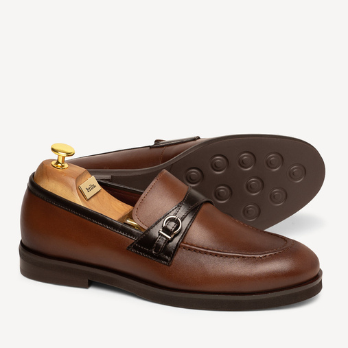 Skórzane loafersy męskie z klamrą Jared brązowe