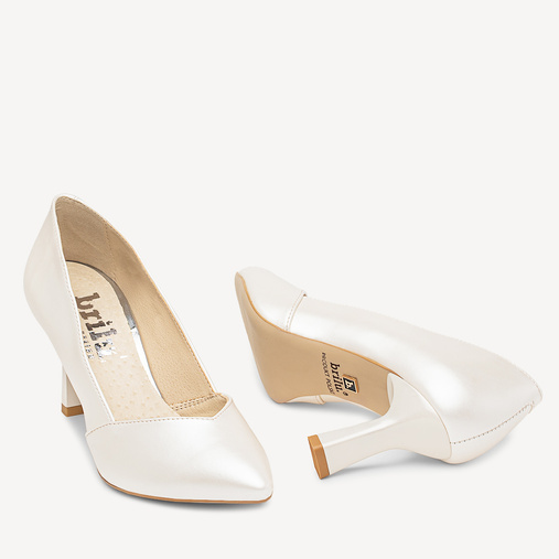 Ślubne perłowe klasyczne szpilki Samantha ivory