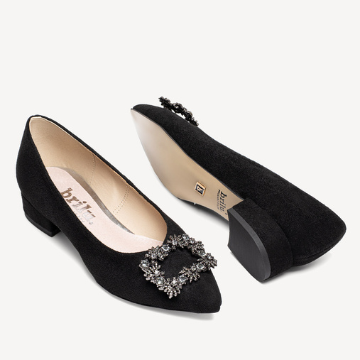 Zamszowe balerinki z ozdobna klamrą Amara czarne