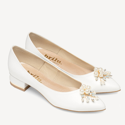 Ślubne balerinki z perłową ozdobą Gladys białe