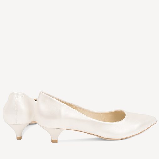 Ślubne perłowe szpilki na niskim obcasie Piper ivory