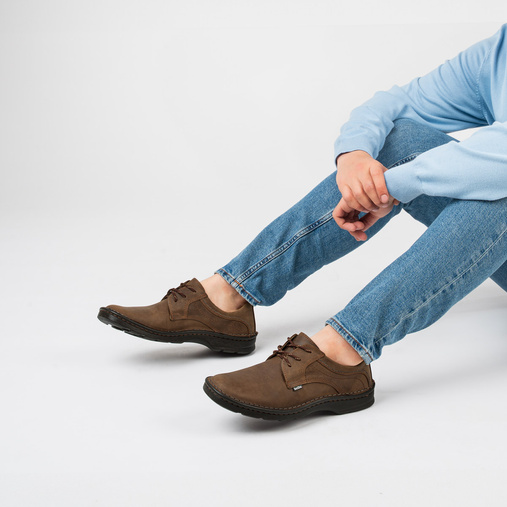 Wytrzymałe skórzane półbuty Herman brązowe