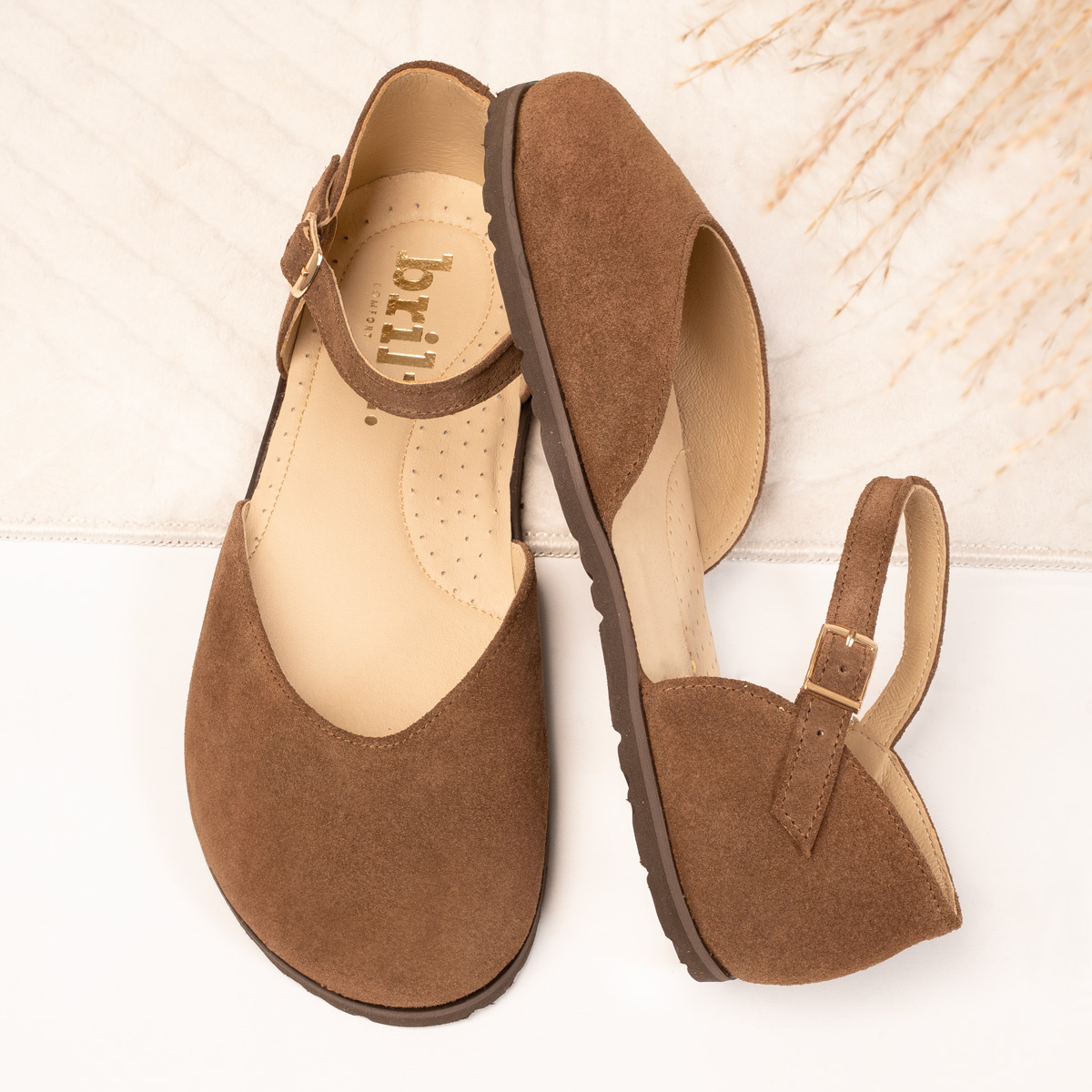 Skórzane baleriny barefoot z paskiem zamszowe Heather brązowe