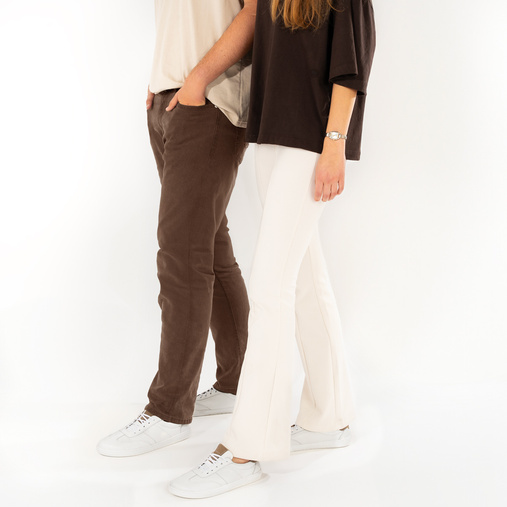 Skórzane minimalistyczne sneakersy barefoot Riley białe