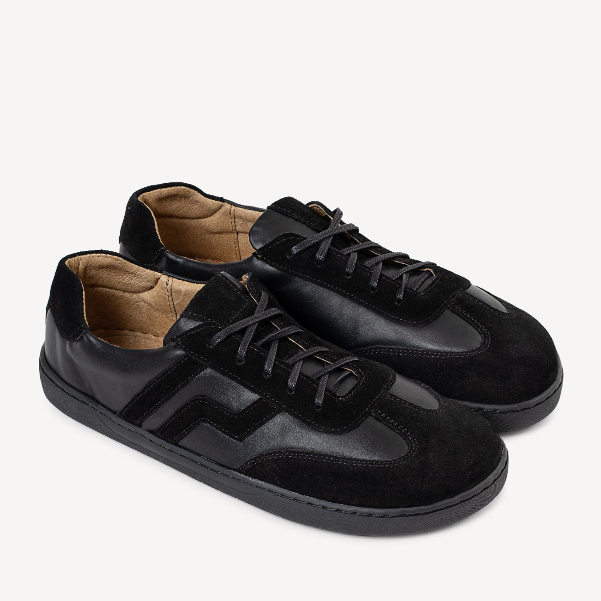 Skórzane minimalistyczne sneakersy barefoot River czarne